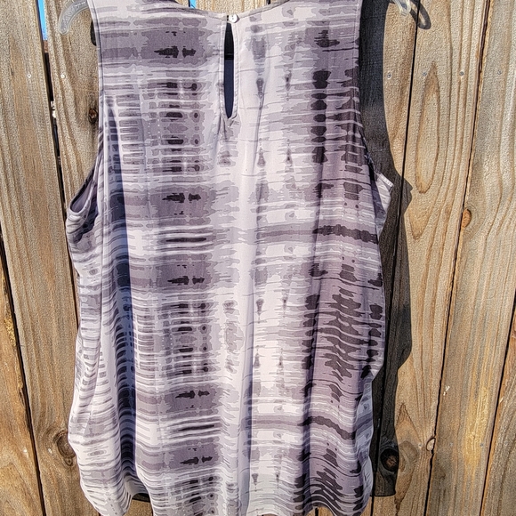 H by Halston Sleeveless top sz 2x - Picture 6 of 7